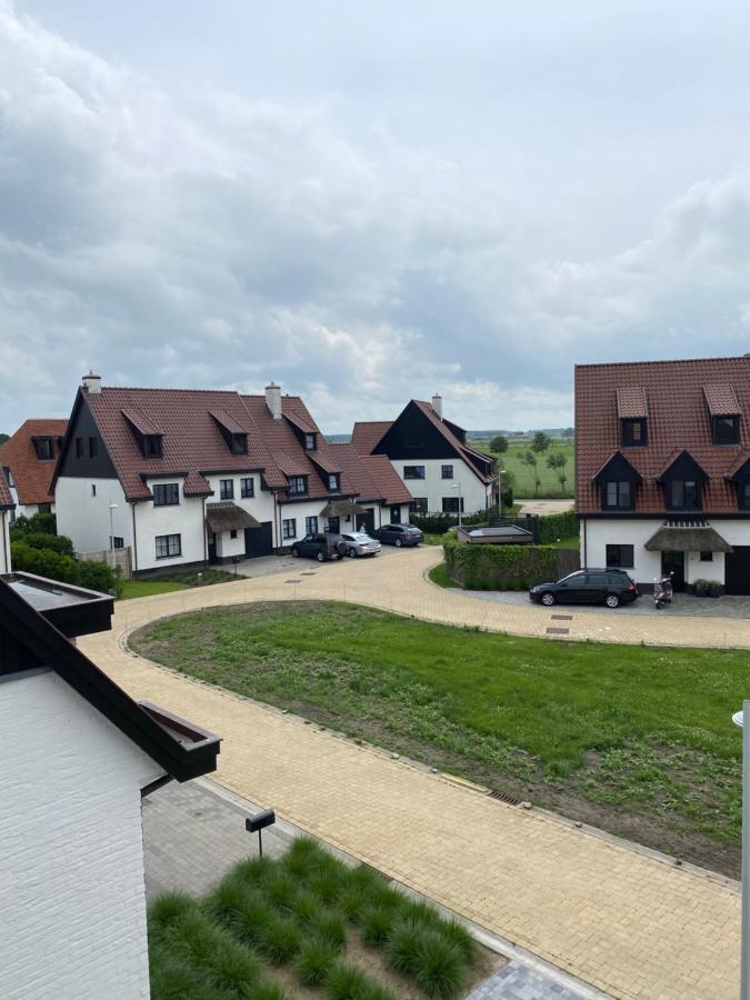 Les Cigognes Bed & Breakfast Knokke-Heist Bagian luar foto